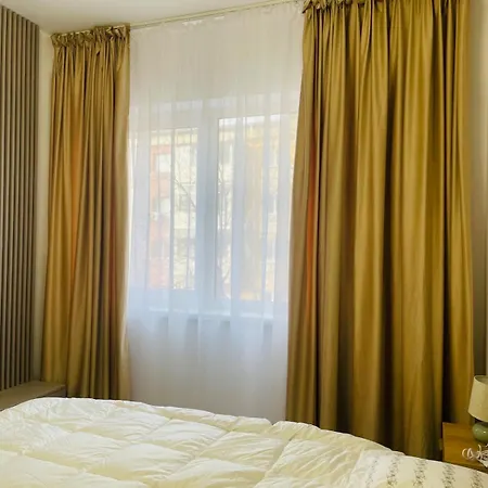 Tina Deluxe 10 Apartment Craiova
