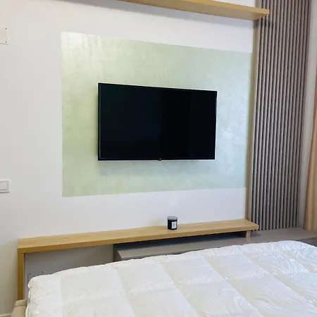 Tina Deluxe 10 Apartment Craiova